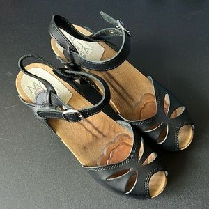 Maguba Vintage Wood Clog Sandals Size 39